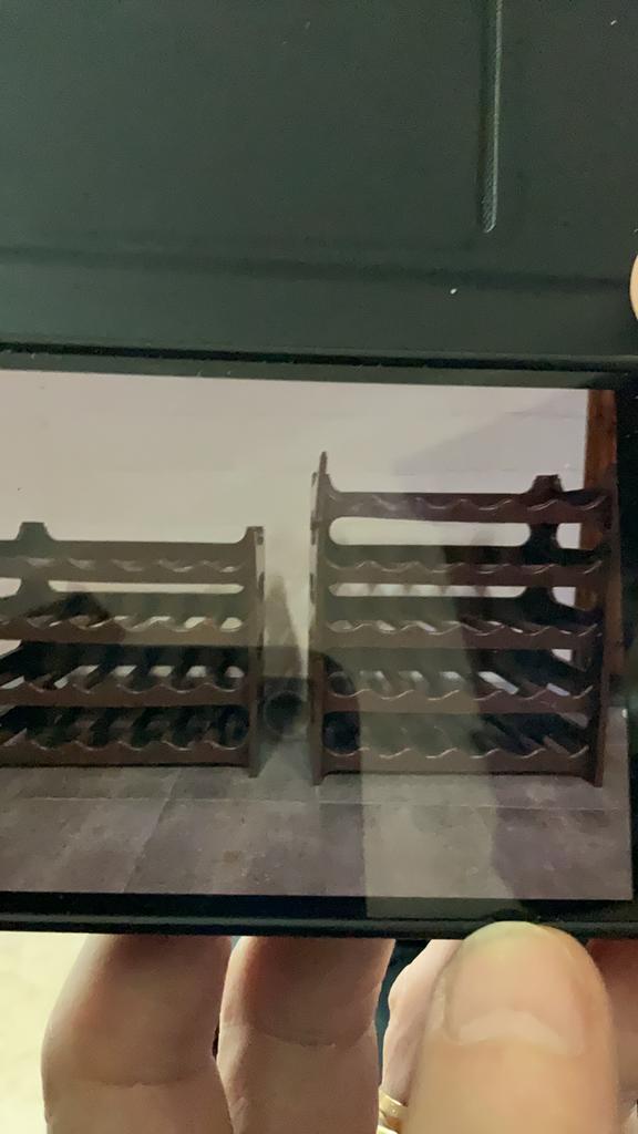 Bruine pvc wijnrekjes 9 stuks, Ophalen, Zo goed als nieuw