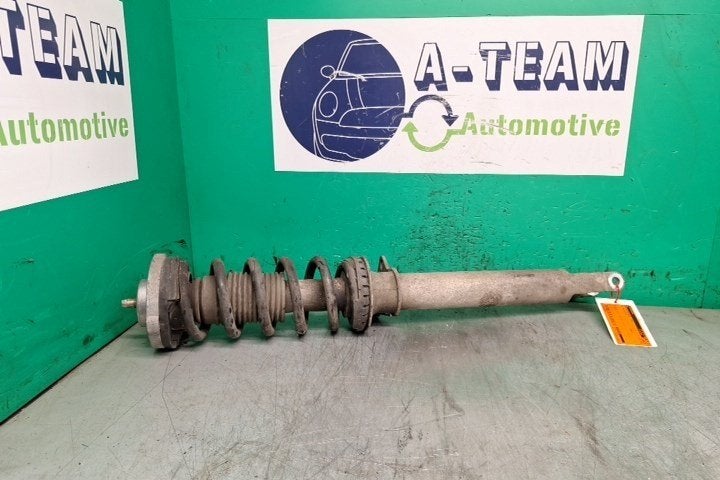 AMORTISSEUR OU ABSORBEUR DE CHOC AVANT DROIT 5 serie (F10), Utilisé, BMW, Petuelring 130
80809  München, DE, Bayerische Motoren Werke AG