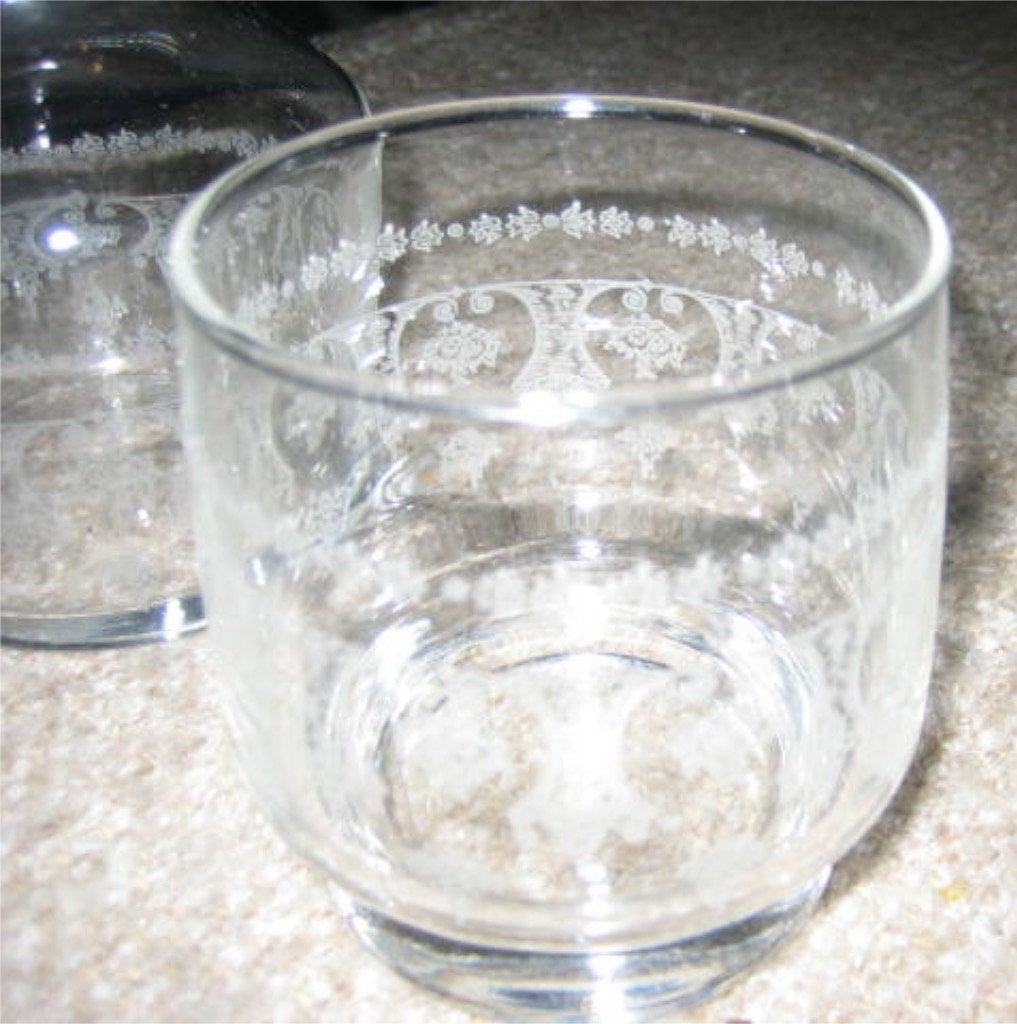 Verre ancien (une pièce), Enlèvement