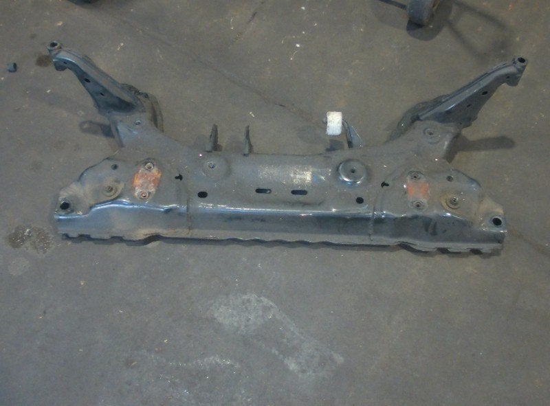 SUBFRAME VOOR Ford Fiesta 6 (JA8) (01-2008/01-2018), Gebruikt, Henry-Ford-Straße  1
50735  Köln, DE, Ford-Werke GmbH, Kunden@ford.com