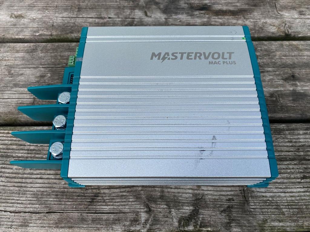Mastervolt Mac PLus DC-DC 12/12-50A Omvormer Acculader Campe, Gebruikt, -, -, Ophalen of Verzenden