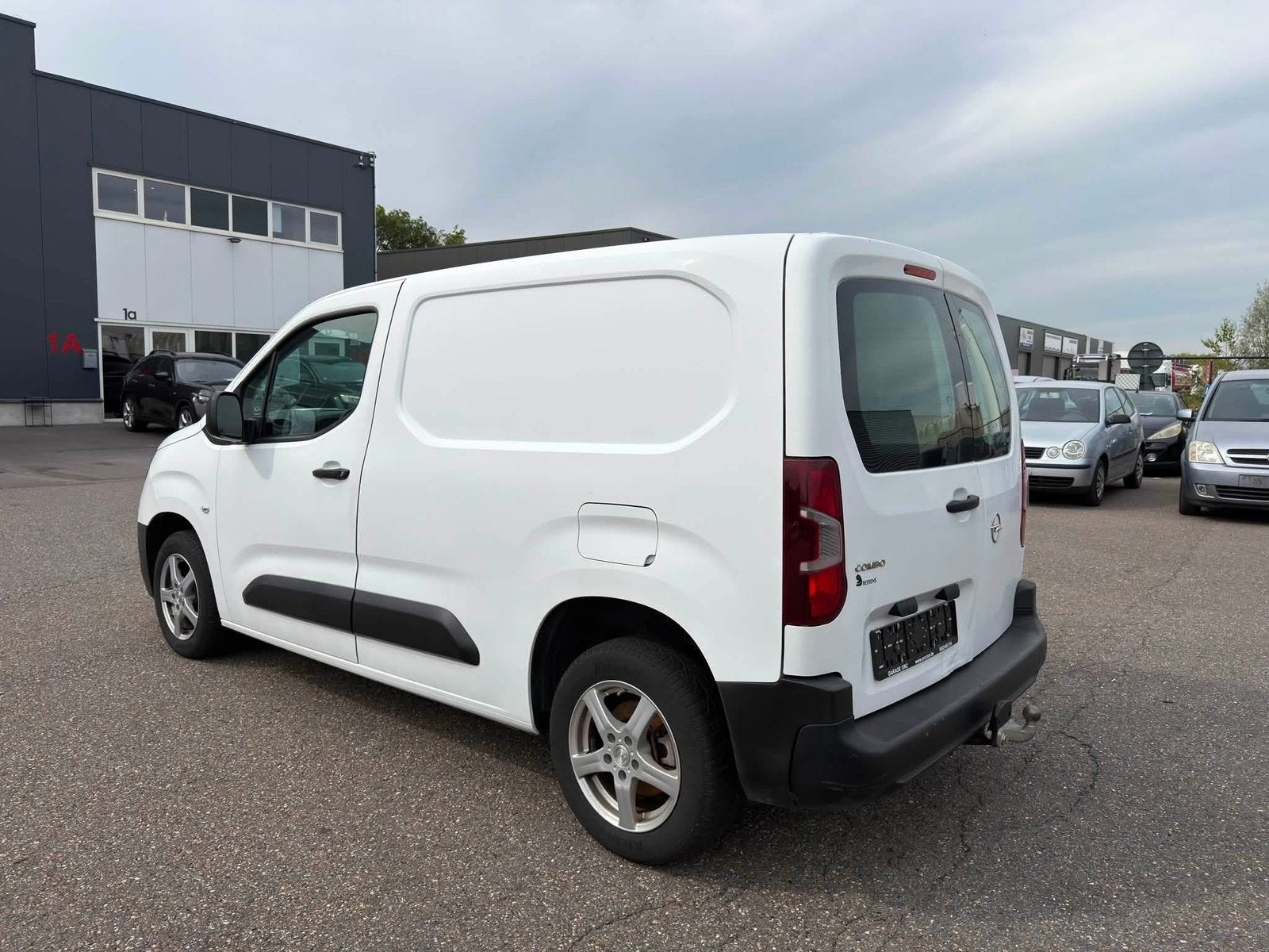 OPEL COMBO 1.5D LIGHT CARGO - CLIMATISATION - ATTELAGE, Autos, Opel, Achat, Euro 6, Entreprise, Boîte manuelle