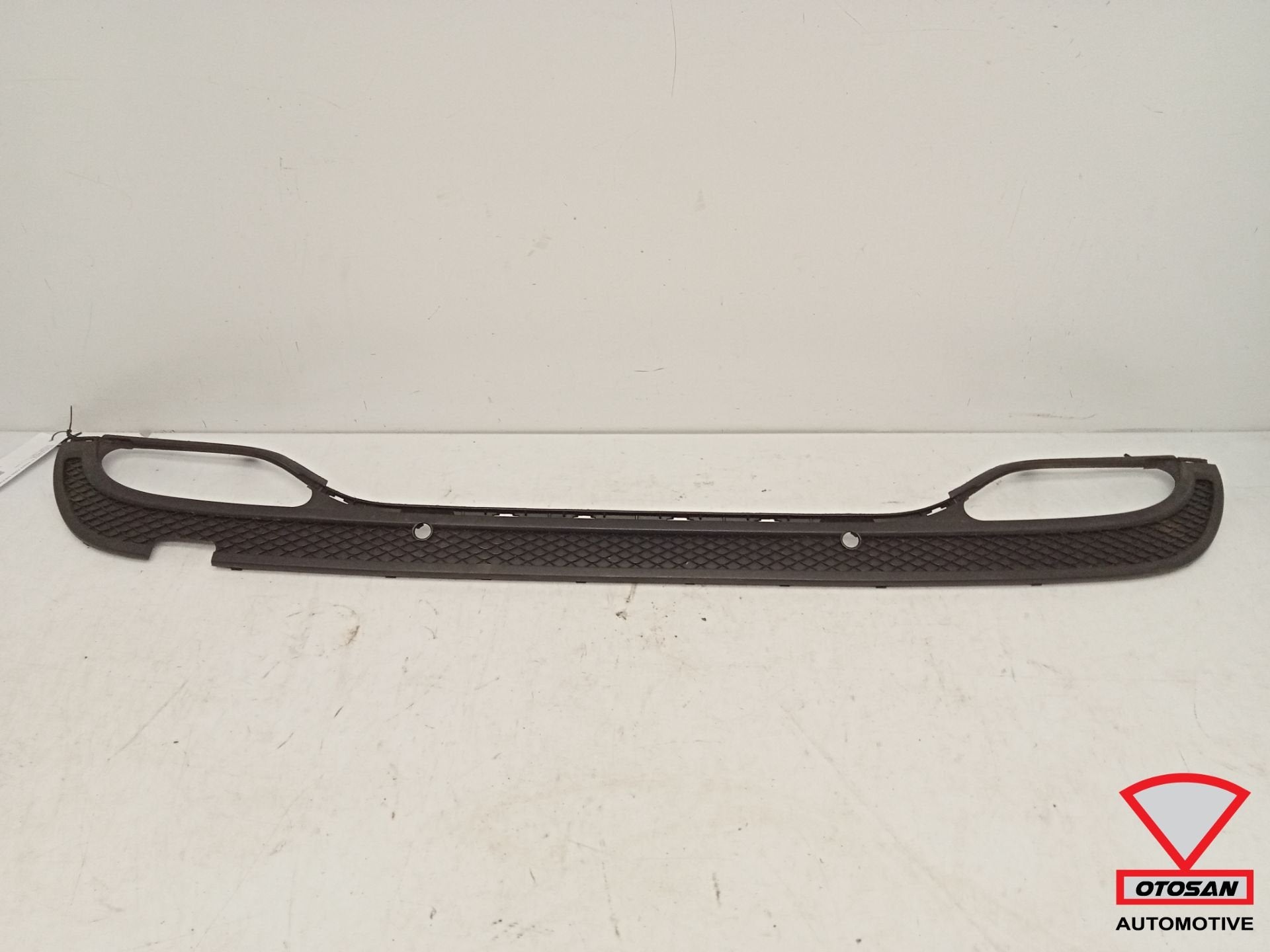 Diffuseur de pare-chocs arri re Mercedes Classe C W205 AMG A, Mercedes-Benz AG, Pare-chocs, Mercedes-Benz, Utilisé