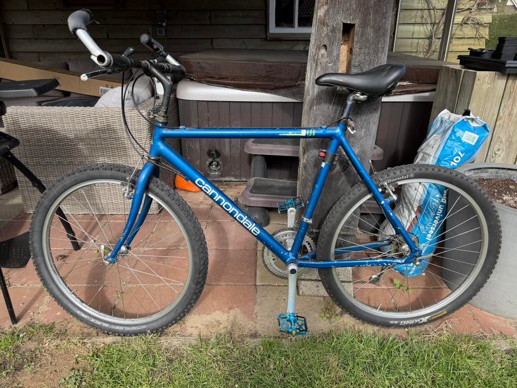 Cannondale M400 mountainbike met nieuwe banden zadel trapprs, Fietsen en Brommers, Ophalen, Gebruikt
