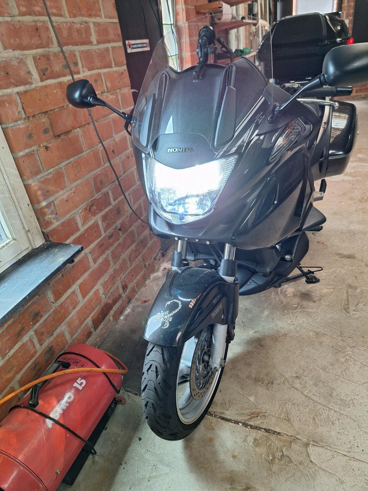 Honda Deauville 700 in perfecte staat., Motoren, Motoren | Honda, 700 cc, 2 cilinders, Occasion, Particulier