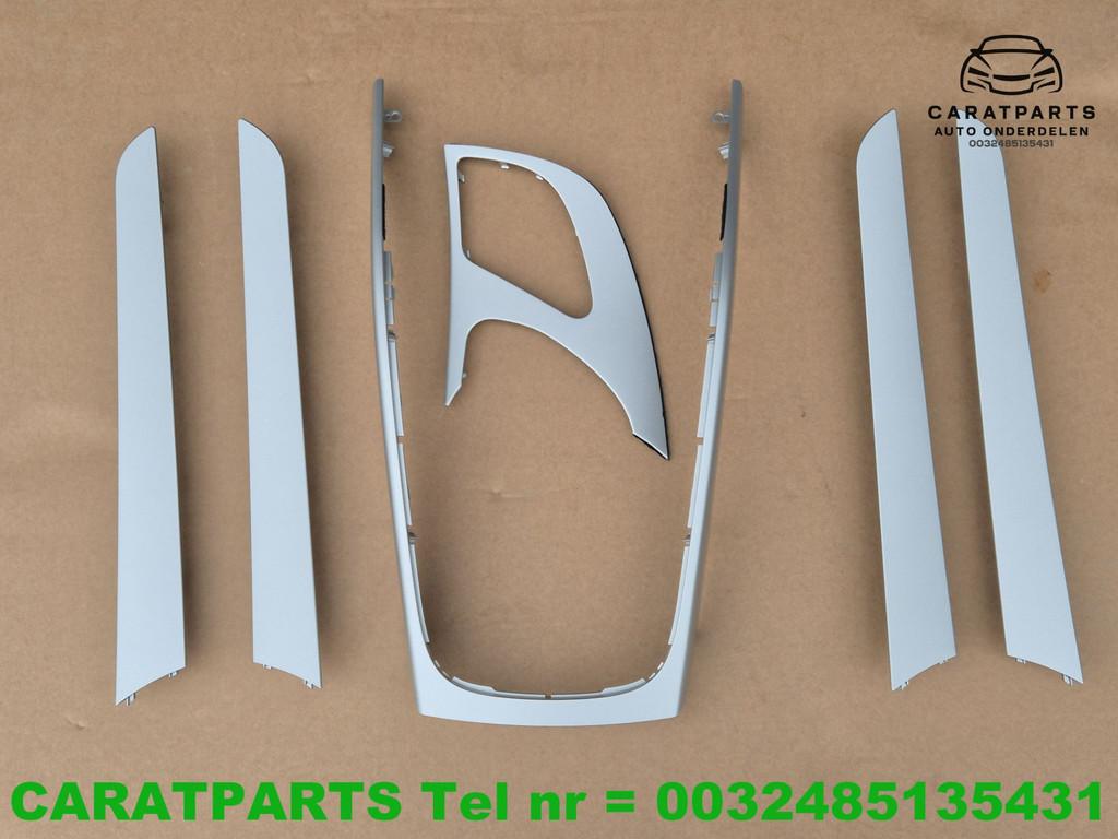 8K0863305 Cadres int rieurs A4 Cadres d'incrustation A5 flex, AUDI AG, Auto-Union-Strasse 1
85045  Ingolstadt, DE, Audi, Utilisé