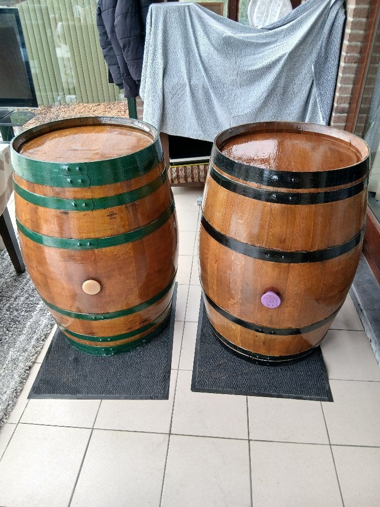 wijnvat , 105 cm hoog , 75 cm breed , eiken regenton,225 l, Tuin en Terras, 150 liter of meer, Ophalen, Zo goed als nieuw, Hout