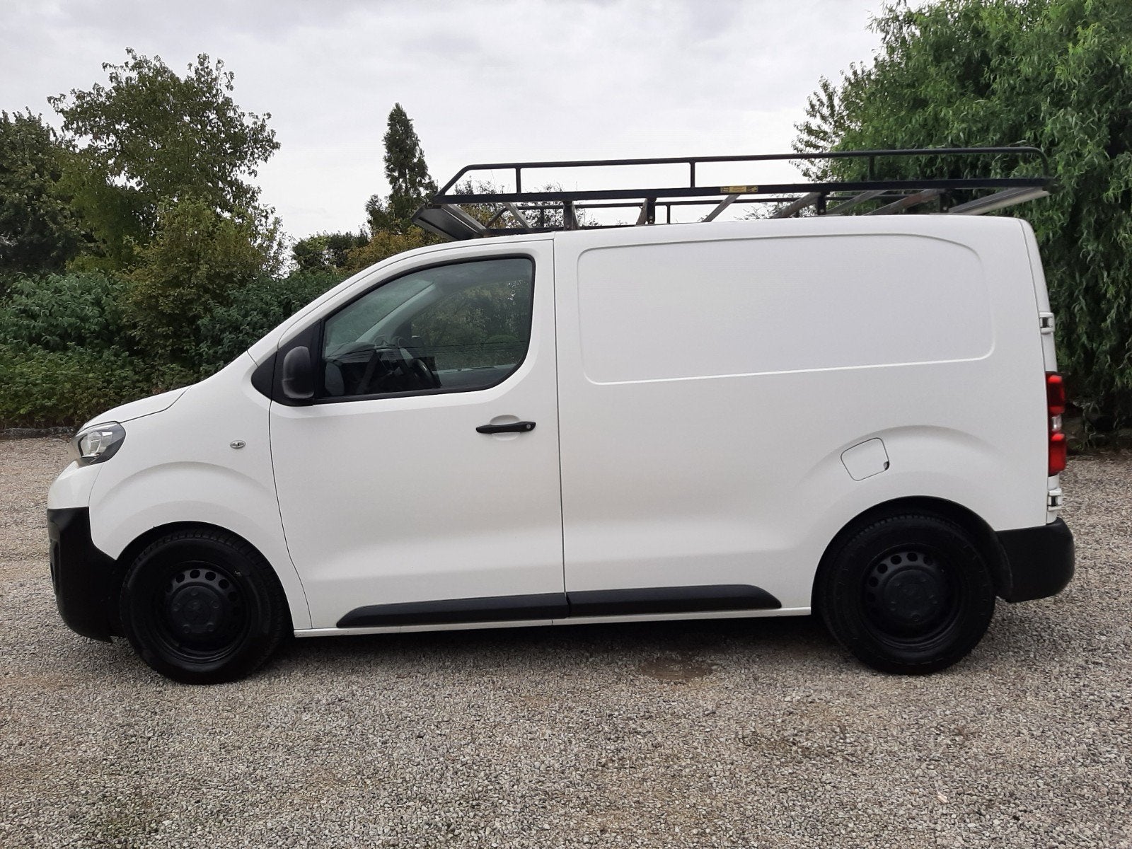 Peugeot Expert 1.6 HDI année 2018 Euo-6B utilitaire, Cruise Control, Euro 6, 2 places, Boîte manuelle