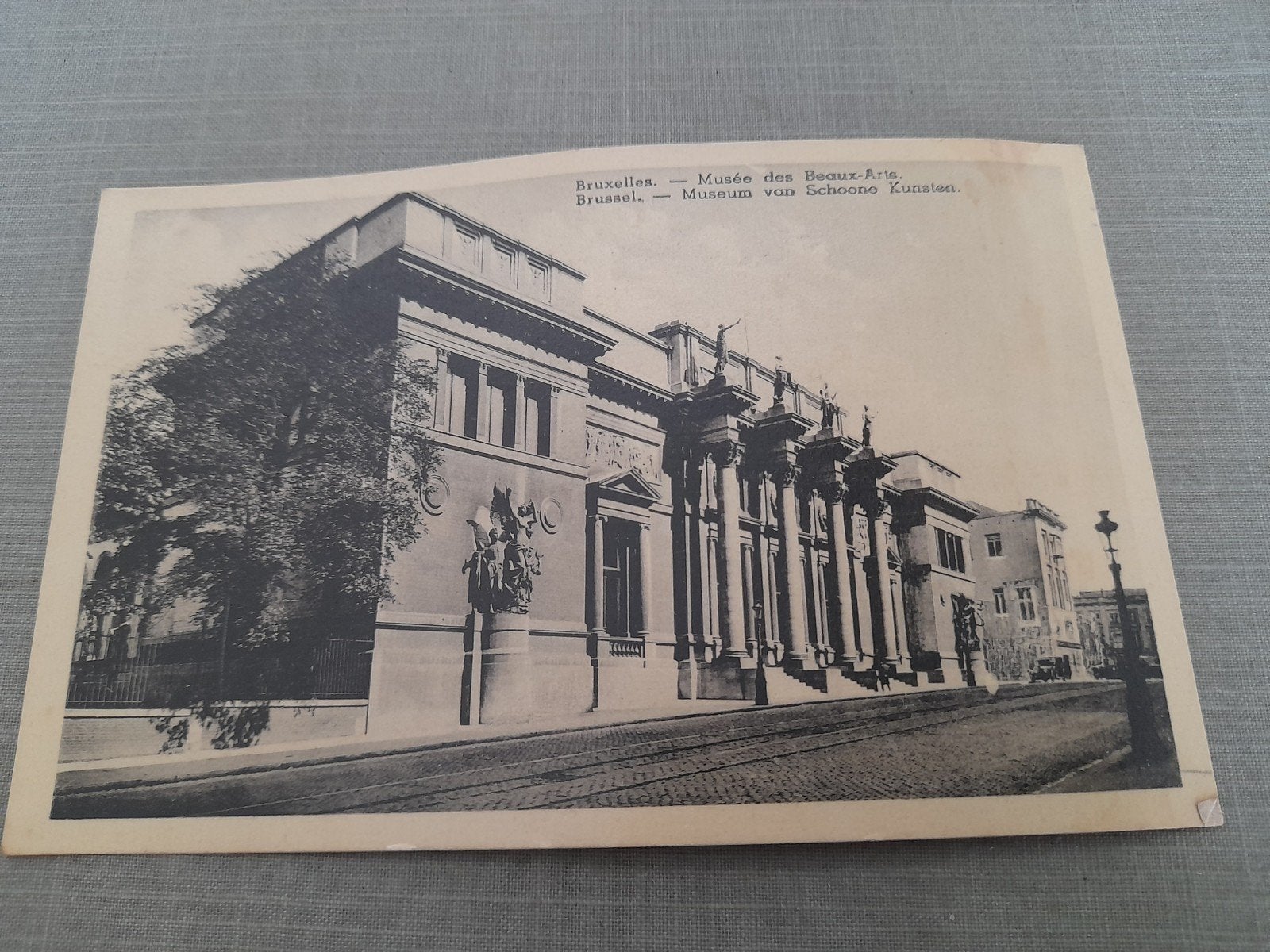 Brussel - Museum voor Schone Kunsten - Ansichtkaart, Ophalen of Verzenden, 1920 tot 1940, Ongelopen, Brussel (Gewest)
