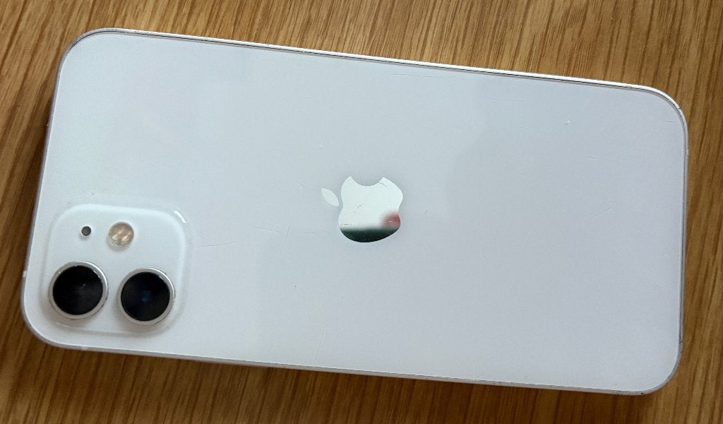 Apple iPhone 12 Wit (incl doos & lader), Telecommunicatie, Gebruikt, 75 %, Wit, Ophalen of Verzenden