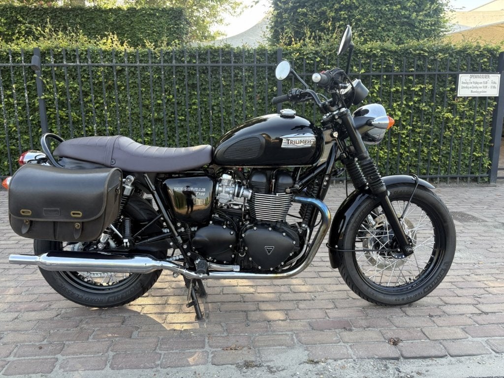 Bonneville T100 Black, Permis Moto A, Entreprise, Plus de 35 kW, 2 cylindres