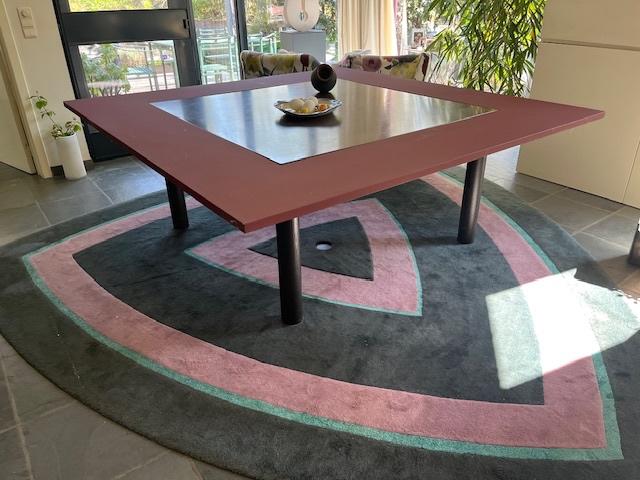 Cassina tafel en Duits handgetuft woltapijt,afzonderlijk kan, Huis en Inrichting, Ophalen, Gebruikt, Vijf personen of meer, 100 tot 150 cm