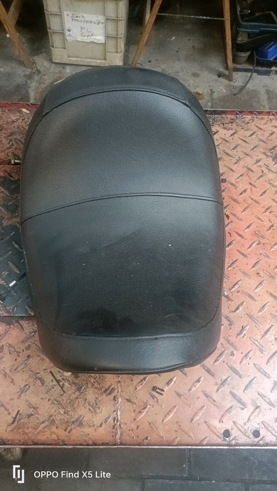 Harley-Davidson zadel vrod, Motoren, Ophalen of Verzenden
