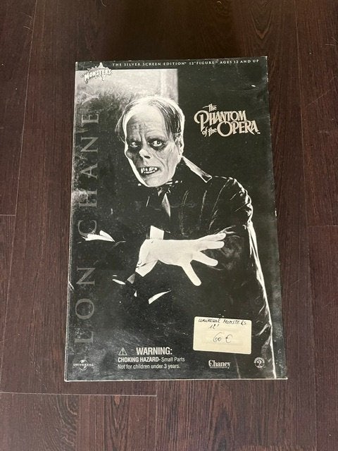Universal Studios Phantom Opera silver screen edition 12", Ophalen