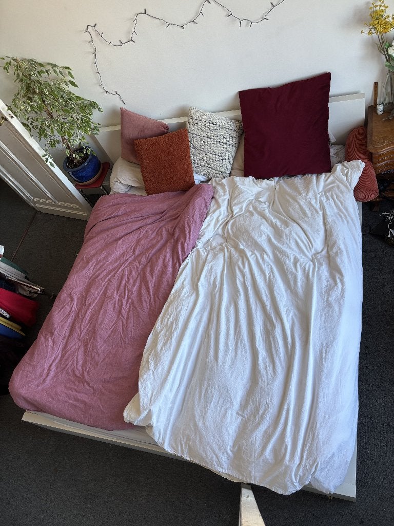 Lit double avec matelas, Maison & Meubles, Chambre à coucher | Lits, Enlèvement, Utilisé, 200 cm, Deux personnes