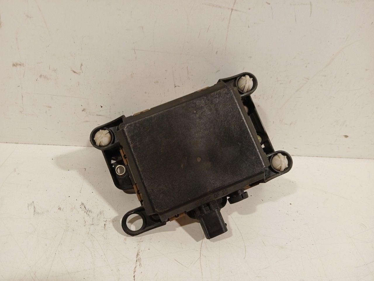 Adaptive cruise control sensor Peugeot 5008, Onderdelen@venauto.nl, Van der Ven Autorecycling B.V., Ettenseweg 76, 4706 PB Roosendaal, The Netherlands