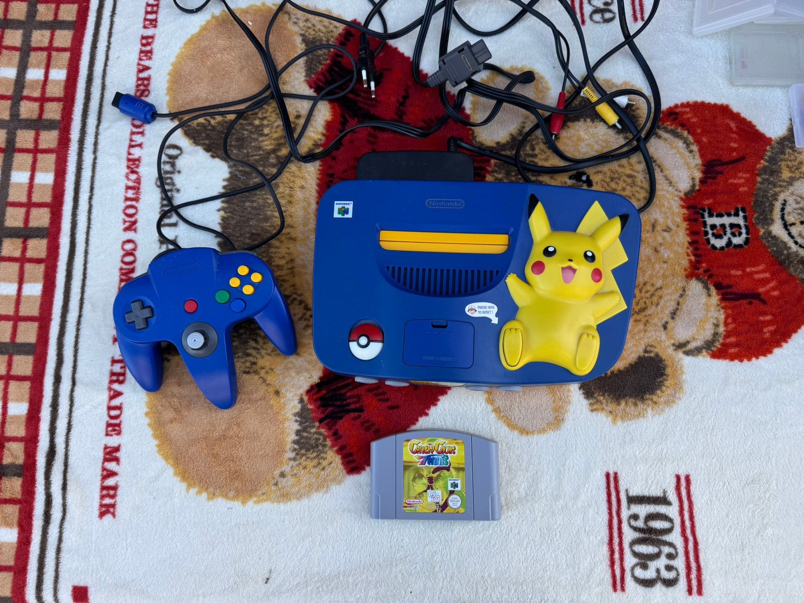 Édition Pikachu pour Nintendo 64, Consoles de jeu & Jeux vidéo, Enlèvement ou Envoi