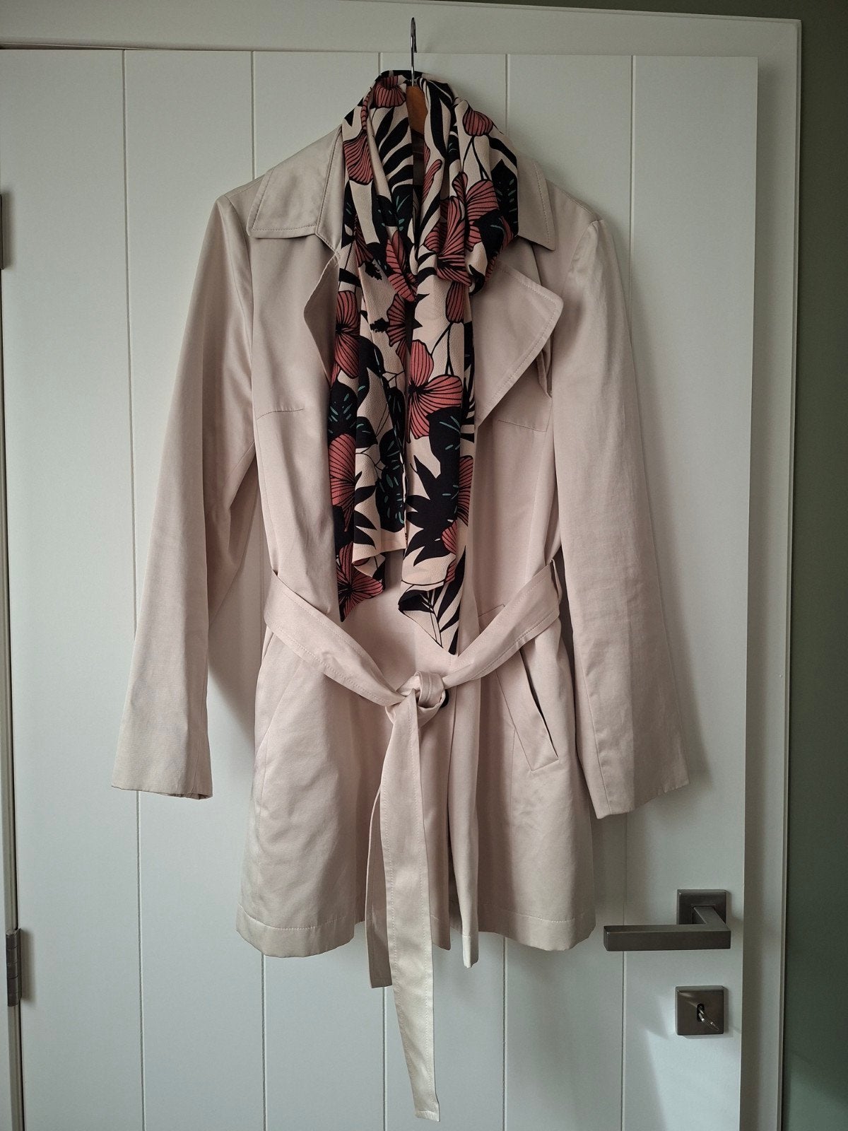 Jas Mayerline maat 42 in perfecte staat met sjaaltje, Kleding | Dames, Ophalen of Verzenden, Maat 42/44 (L)
