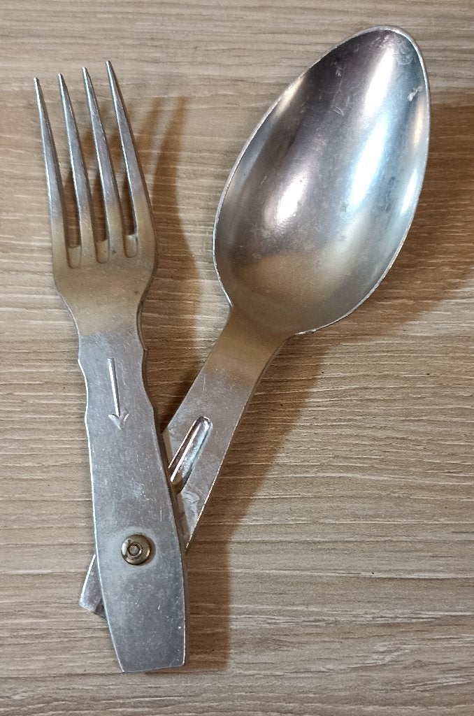 Couvert de campagne pliant Allemand Göffel - WSuCL ww2, Verzamelen, Militaria | Tweede Wereldoorlog, Landmacht, Overige typen
