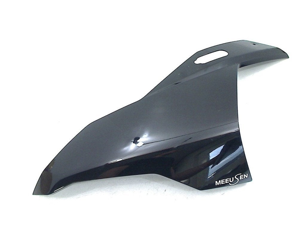 CARÉNAGE SUPÉRIEUR AVANT GAUCHE BMW (46638569781), Dhr. S. di Majo, Utilisé, Info@cama-motorparts.nl, P.J. Troelstraweg 8 8
3144 CX  MAASSLUIS, NL