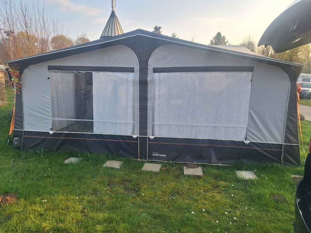 Voortent Ventura, Caravans en Kamperen, Ophalen, Gebruikt
