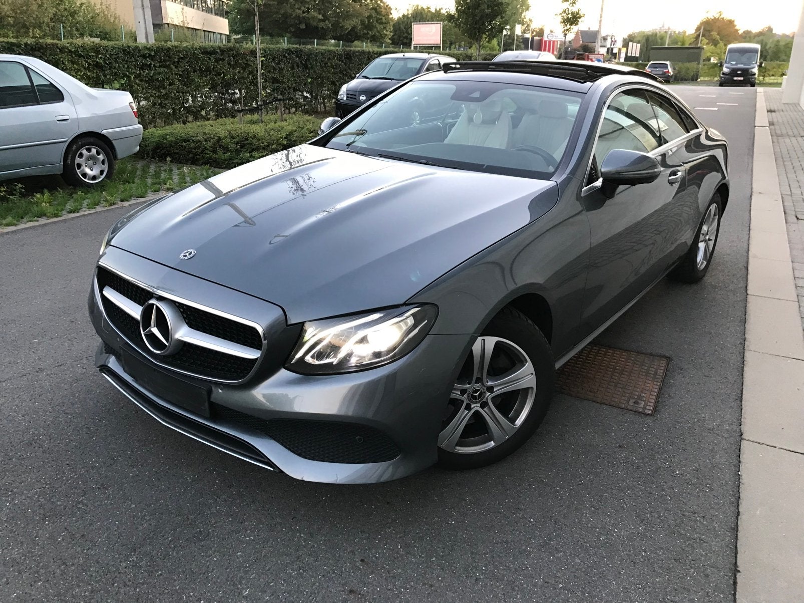 Mercedes E22D coupé-2017-full option, Cuir, Argent ou Gris, Achat, Euro 6