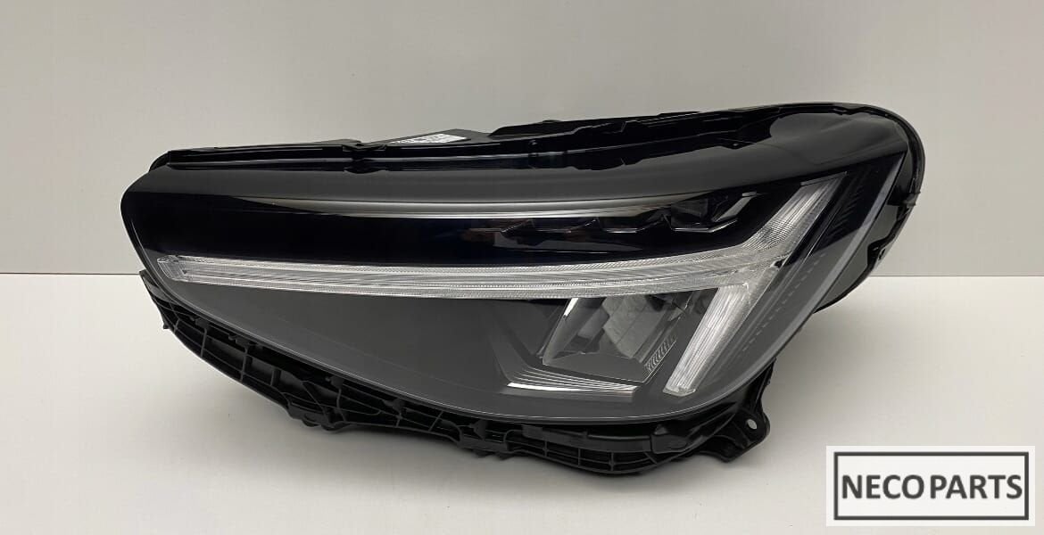 VOLVO XC40 XC 40 FACELIFT VOL LED KOPLAMP LINKS 32338908, -, -, -, Enlèvement ou Envoi