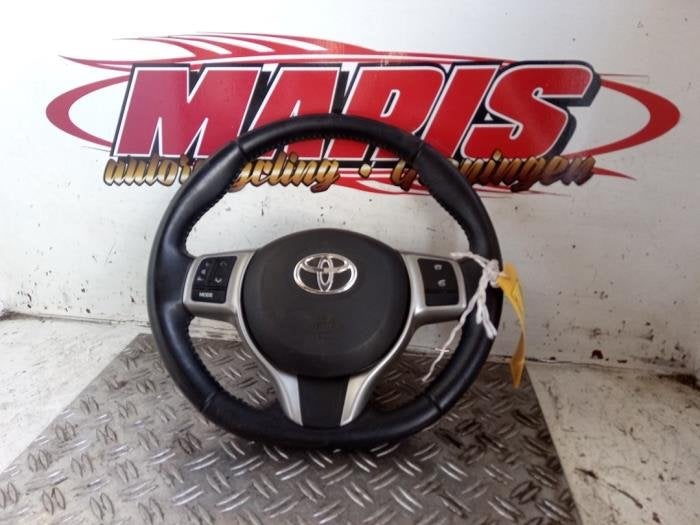 Stuurwiel van een Toyota Yaris, Auto-onderdelen, Interieur en Bekleding, Gebruikt, -, -, Toyota