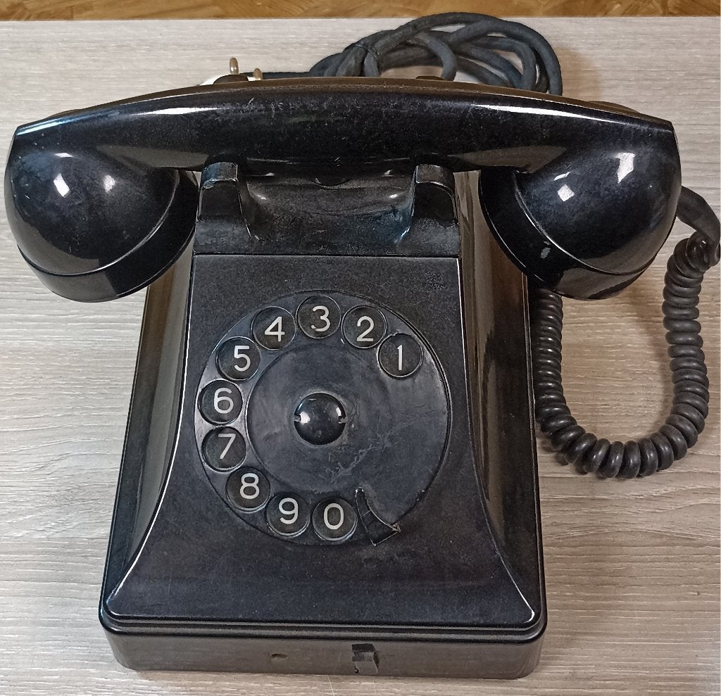 Téléphone Vintage Bakélite Noire Ericsson U43 ww2, Collections, Enlèvement ou Envoi, Autres, Autres types