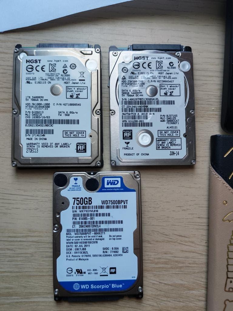 LOT DE DISQUES HD 2.5 POUR ORDINATEUR PORTABLE - BON ÉTAT, Informatique & Logiciels, Disques durs, Enlèvement ou Envoi, Interne