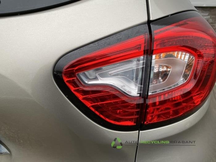 Achterlicht rechts van een Renault Captur, Gebruikt, -, -, Ophalen of Verzenden