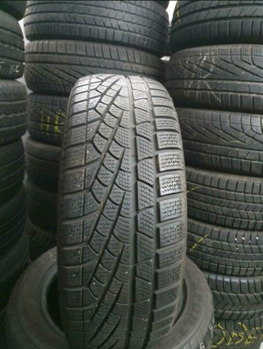 21565r16 215 65 r16 215/65/r16 pirelli avec montage, Ophalen of Verzenden