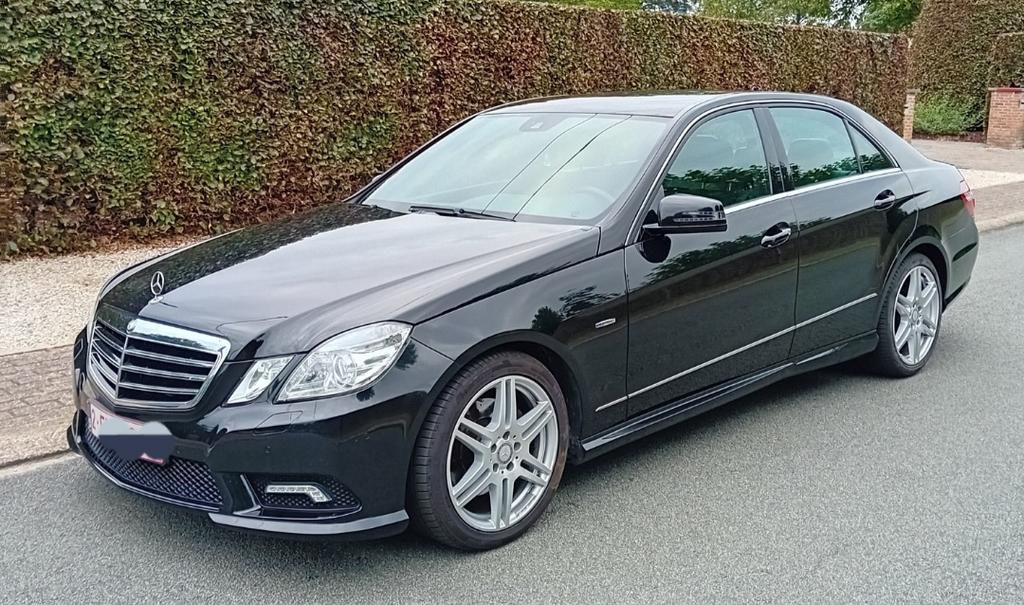 L'ensemble diesel AMG de la Mercedes-Benz E-200, Autos, Mercedes-Benz, Particulier, Classe E, ABS, Diesel, Euro 5, Berline, 5 portes