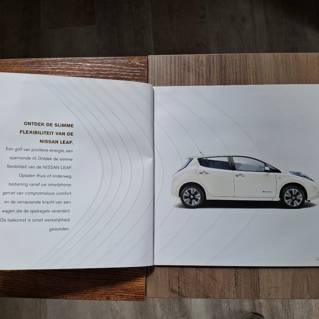 NISSAN  LEAF 5/2013, Livres, Autos | Brochures & Magazines, Enlèvement ou Envoi, Neuf, Nissan