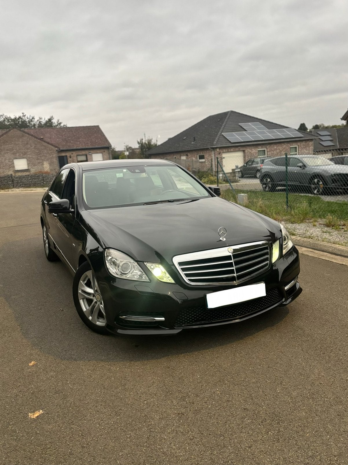 Mercede Classe E Avangarde, Automaat, Euro 5, Zwart, Leder en Stof