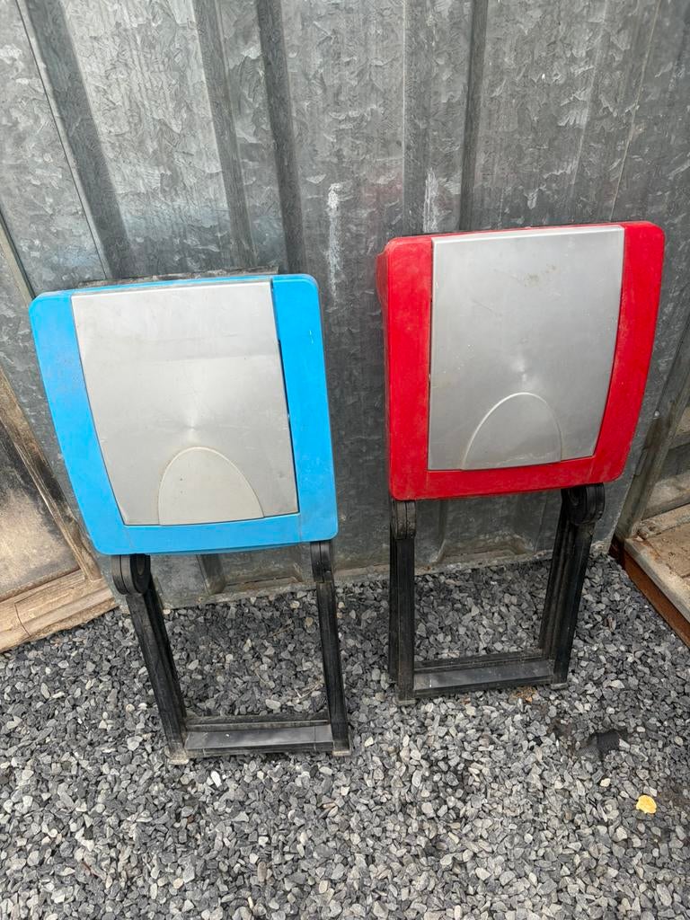 Porte-poubelle, Enlèvement