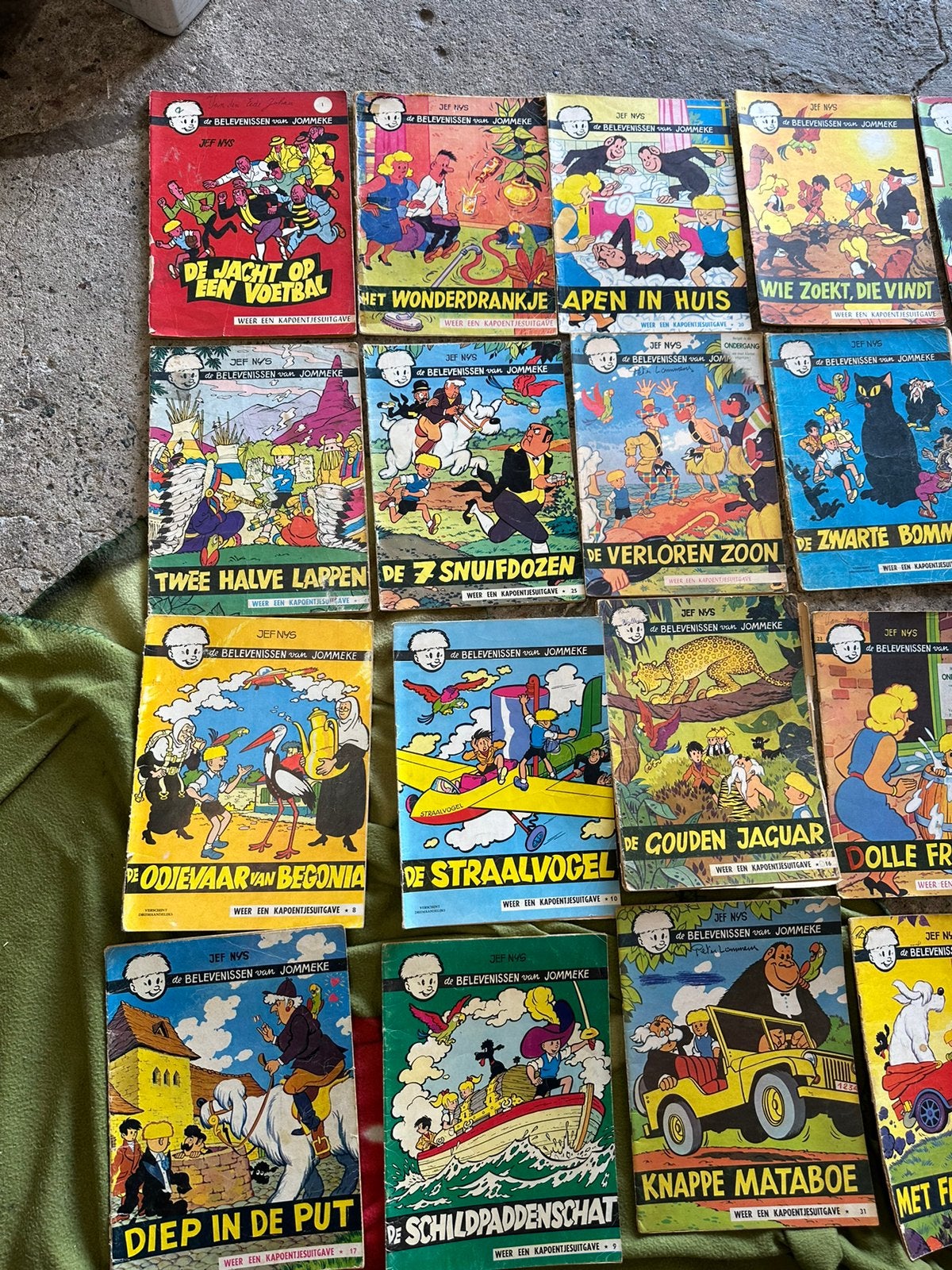 20 Vintage Jommeke - Jef Nys – Oude Kaapoentjesuitgaven, Meerdere stripboeken, Ophalen of Verzenden, Gelezen