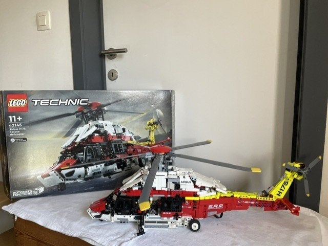 LEGO TECHNIC - 42145 AIRBUS H175 RESCUE HELICOPTER, Lego, Ensemble complet, Enlèvement, Technic