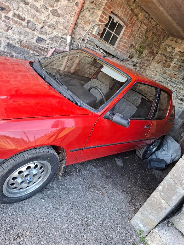 Peugeot 205 1.6i automaat, Auto's, 4 cilinders, 1600 cc, Grijs, Particulier