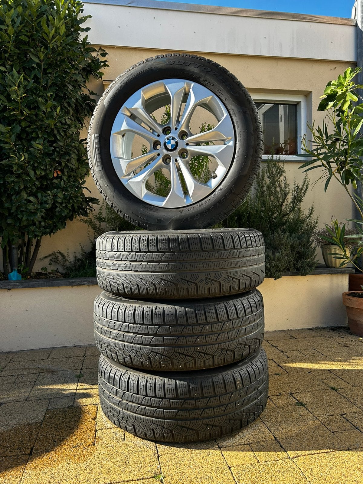 17 inch BMW winterset : X1,F48 en X2 ,F39, Ophalen of Verzenden, 17 inch, Band(en)