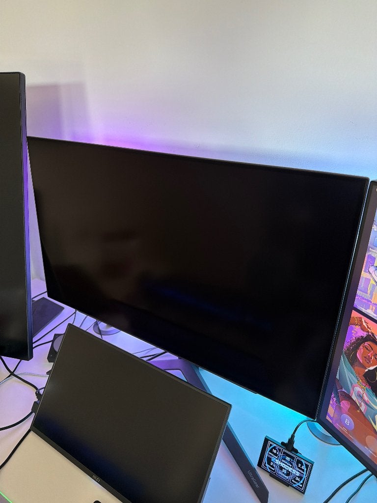 LG ULTRAGEAR OLED 27GX704A in nieuwstaat!, Gaming, Autres types, DisplayPort, Moins de 1 ms
