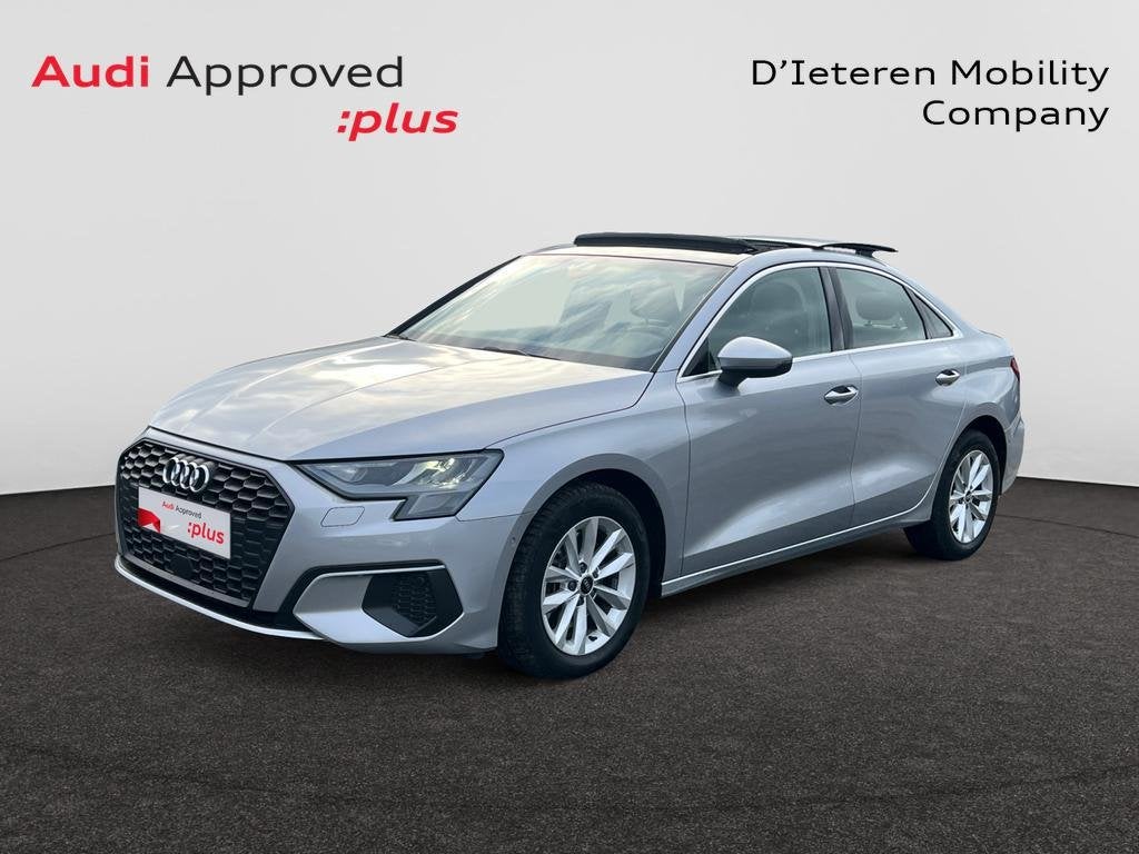 Audi A3 Sedan A3 30 TFSI Attraction, Autos, Audi, Argent ou Gris, Achat, Boîte manuelle, Autre carrosserie