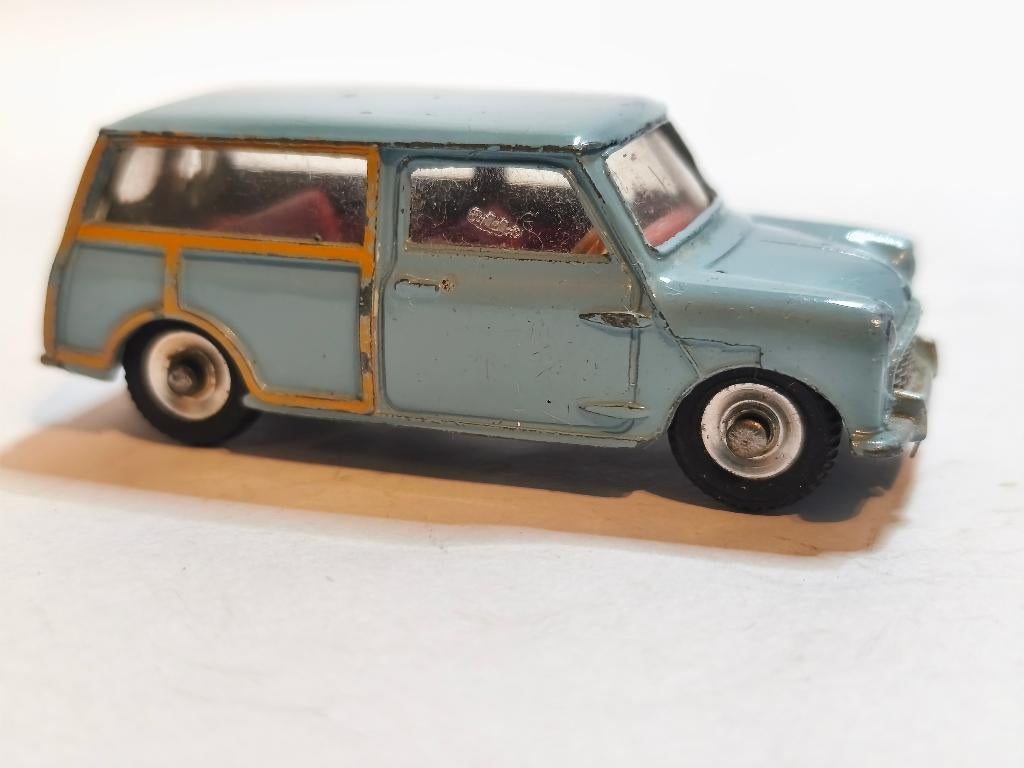 DINKY TOYS UK AUSTIN MINI COUNTRYMAN REF 199REF., Ophalen of Verzenden, Gebruikt, Auto, Dinky Toys