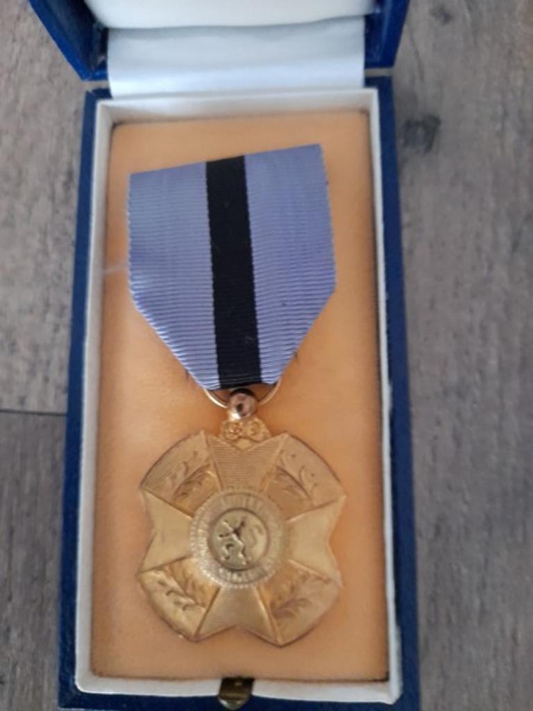 Medaille van de Orde van Leopold II, Verzamelen, Militaria | Algemeen, Ophalen of Verzenden, Overige soorten, Lintje, Medaille of Wings