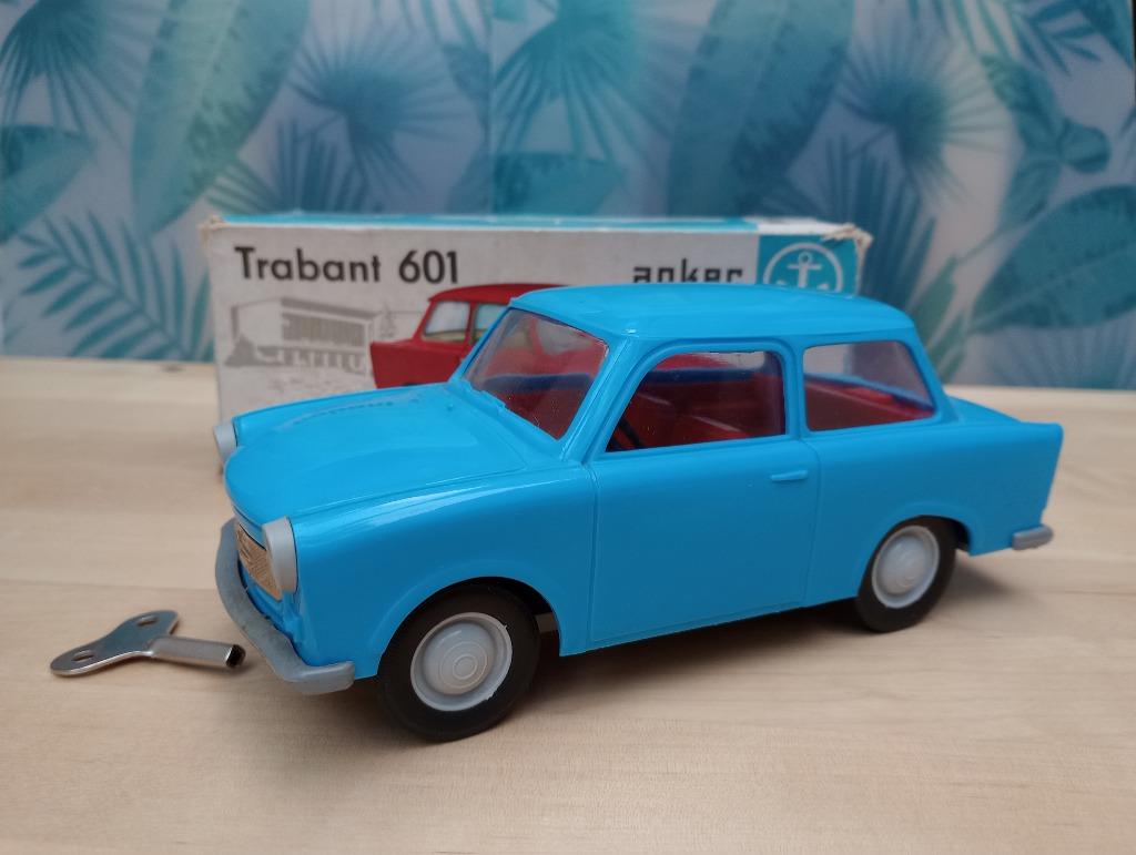 Jouet Anker Trabant 601 1/20, Enlèvement ou Envoi, Comme neuf, Voiture