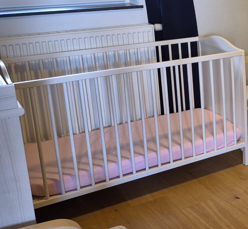 Lits bébés, Enfants & Bébés, Chambre d'enfant | Lits, Comme neuf, Moins de 140 cm, Moins de 70 cm, Matelas, Enlèvement