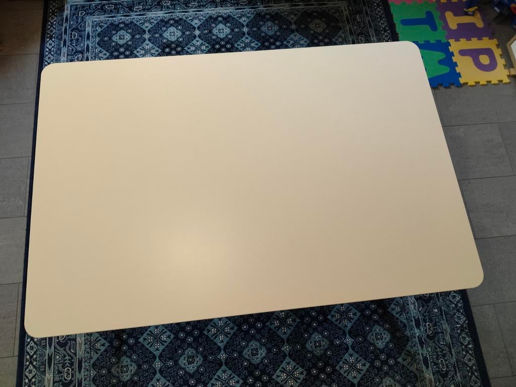 Eettafel van jysk, Enlèvement