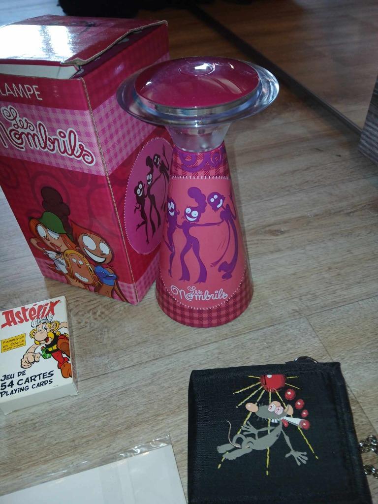 lampe les nombrils, Livres, BD, Enlèvement ou Envoi