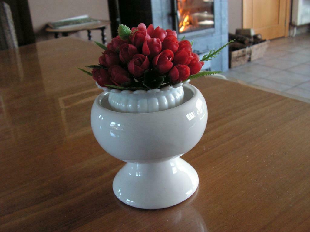 Klein wit bloempotje in keramiek, Antiek en Kunst, Ophalen of Verzenden