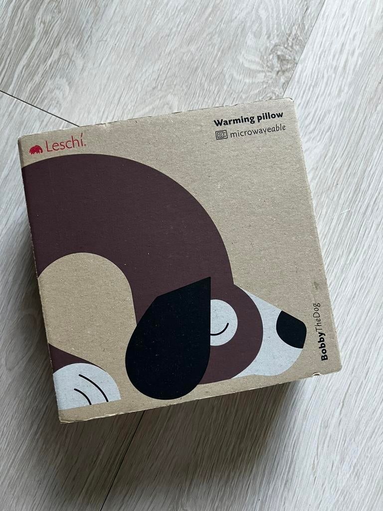 Nieuw Leschí warmtekussen nek Bobby the dog, Ophalen of Verzenden, Nieuw